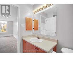 42 Colchester Square, Ottawa, ON K2K2X4 Photo 31