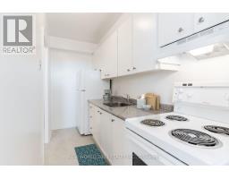 0903 - 485 Eglinton Avenue E, Toronto, ON M4P1N2 Photo 6