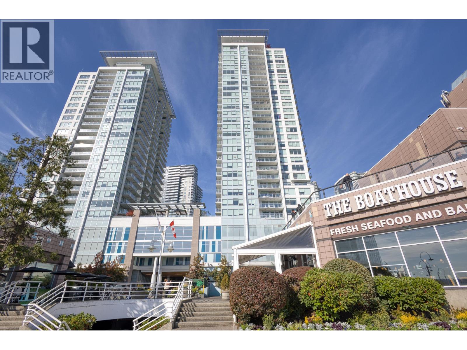 1607 908 QUAYSIDE DRIVE