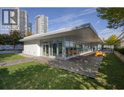 1607 908 Quayside Drive, New Westminster, BC V3M0L4 Photo 24