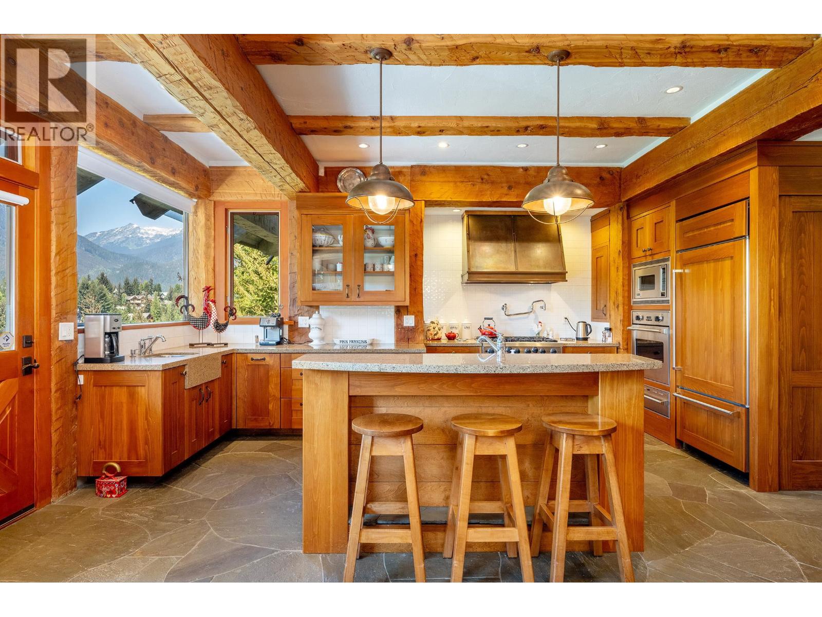6416 LINKSIDE ROAD, Whistler - Image 1
