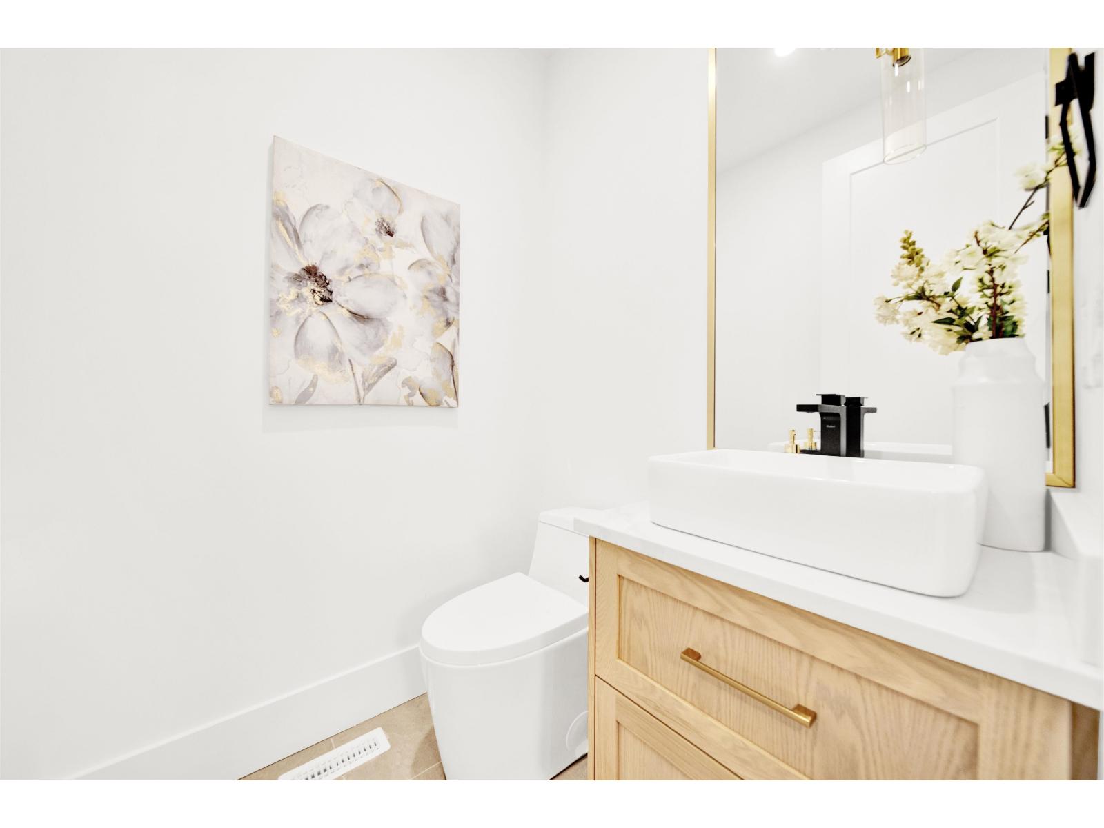 16477 20 AVENUE, Surrey - Image 1