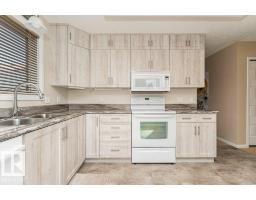 10439 14 Av Nw Nw, Edmonton, AB T6J5R7 Photo 22