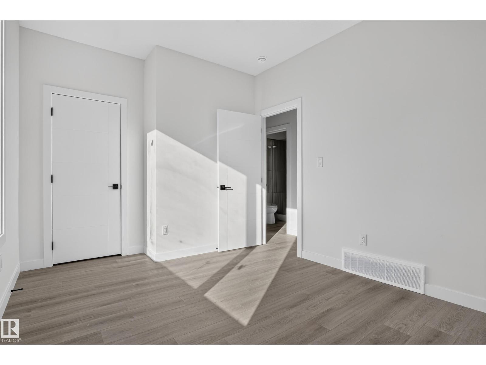 3605 112 AV NW NW, Edmonton — photo 13
