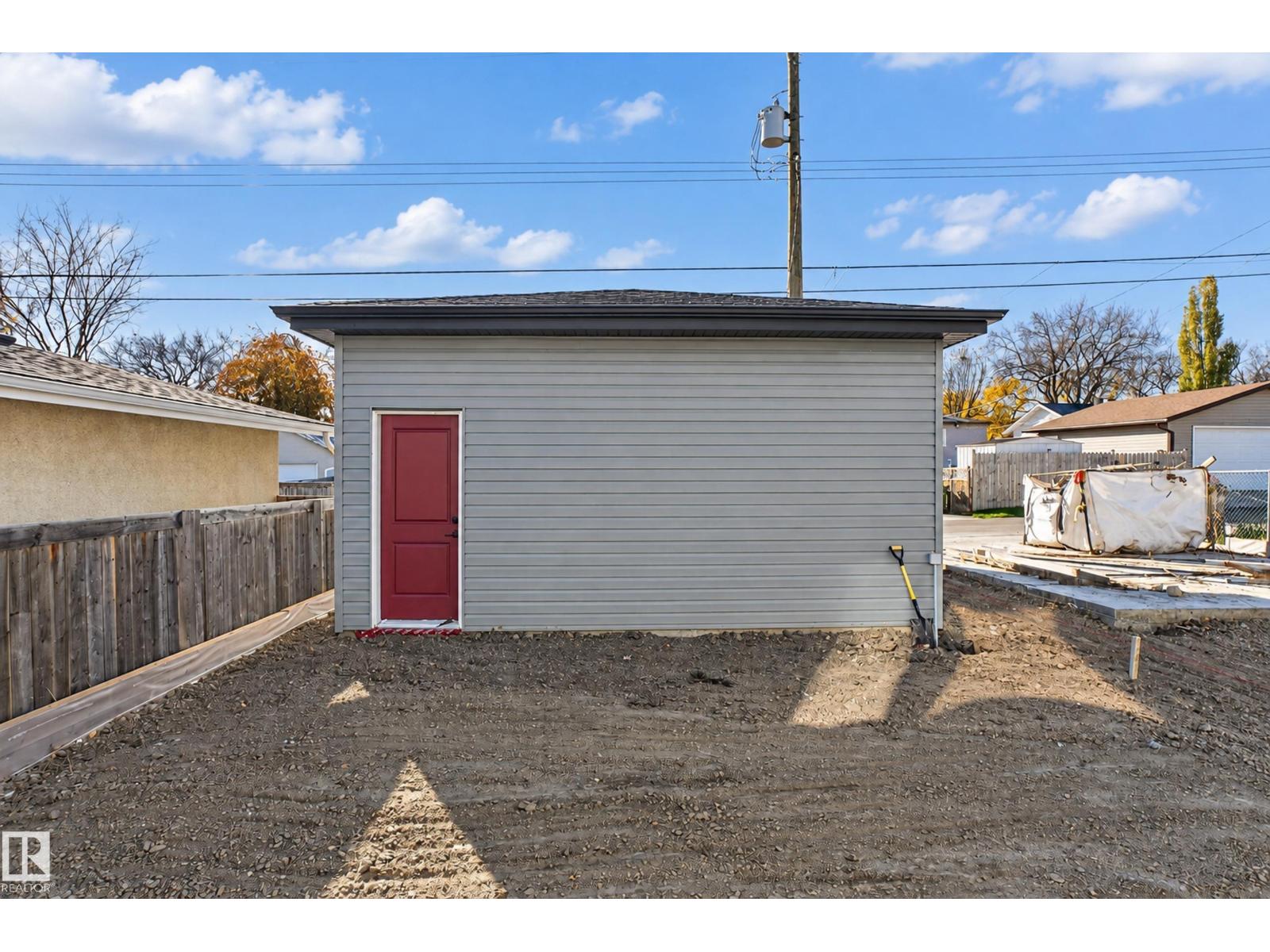 3605 112 Av NW NW, photo 37