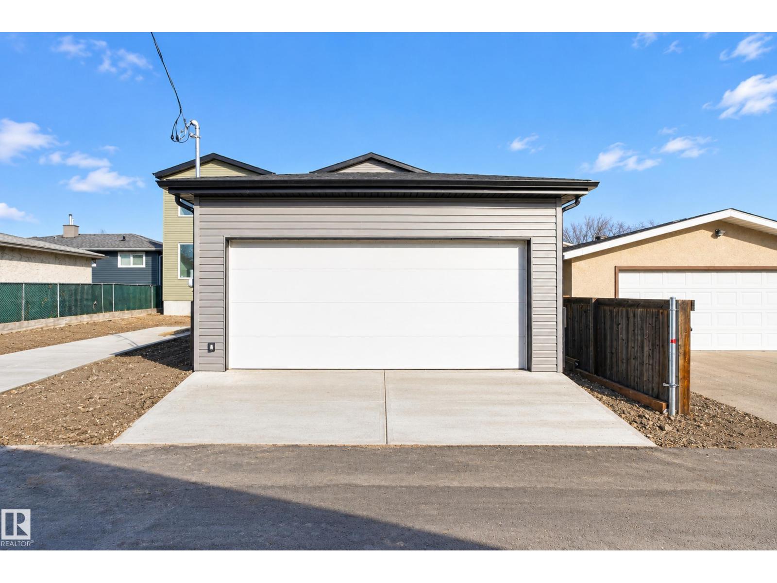 3605 112 Av NW NW, photo 38