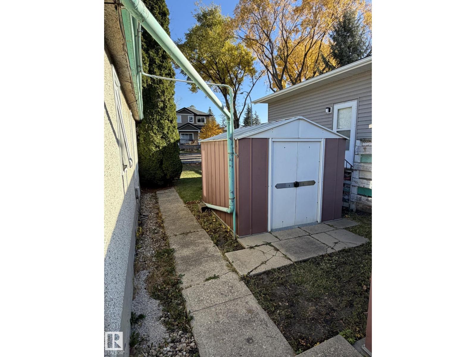 12032 69 ST NW, Edmonton — photo 24