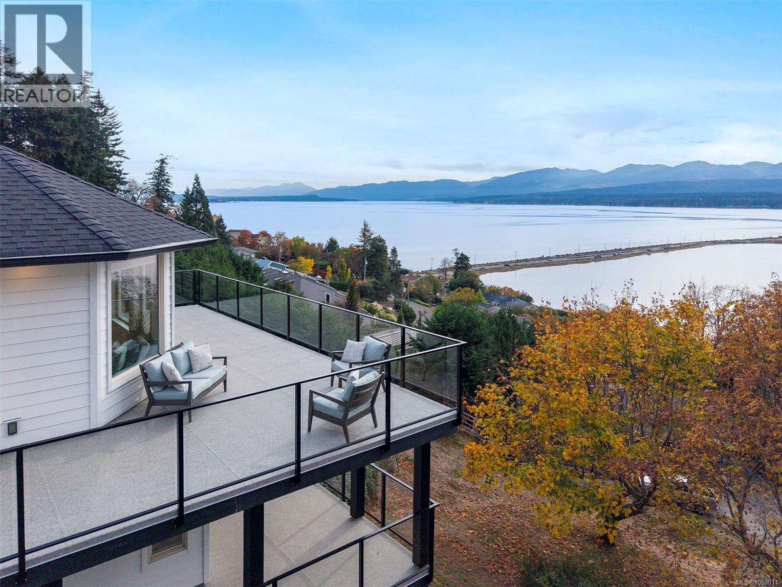 1161 Moore Rd, Comox