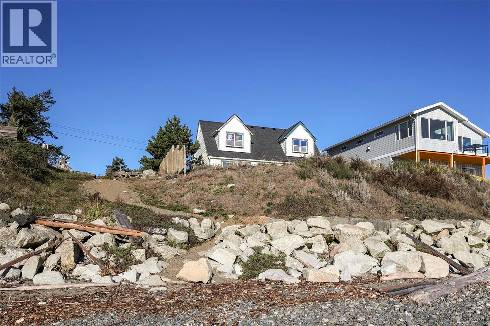 622 Hutton Rd, Comox - Image 1