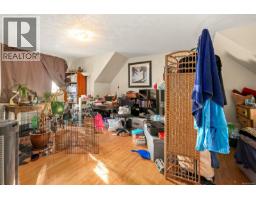 Kitchen - 622 Hutton Rd, Comox, BC V9M3V5 Photo 10