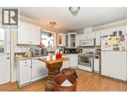 622 Hutton Rd, Comox, BC V9M3V5 Photo 11
