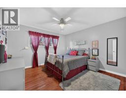 1184 Northmount Drive Nw, Calgary, AB T2L0C7 Photo 18