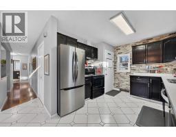 Living room/Dining room - 1184 Northmount Drive Nw, Calgary, AB T2L0C7 Photo 10