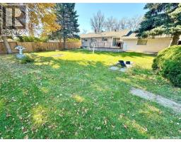 236 13th Street Ne, Weyburn, SK S4H1L2 Photo 22