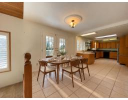 33522 Blueberry Drive, Mission, BC V2V6E7 Photo 10