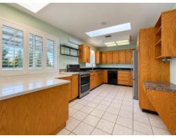 33522 Blueberry Drive, Mission, BC V2V6E7 Photo 11