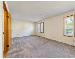 33522 Blueberry Drive, Mission, BC V2V6E7 Photo 18