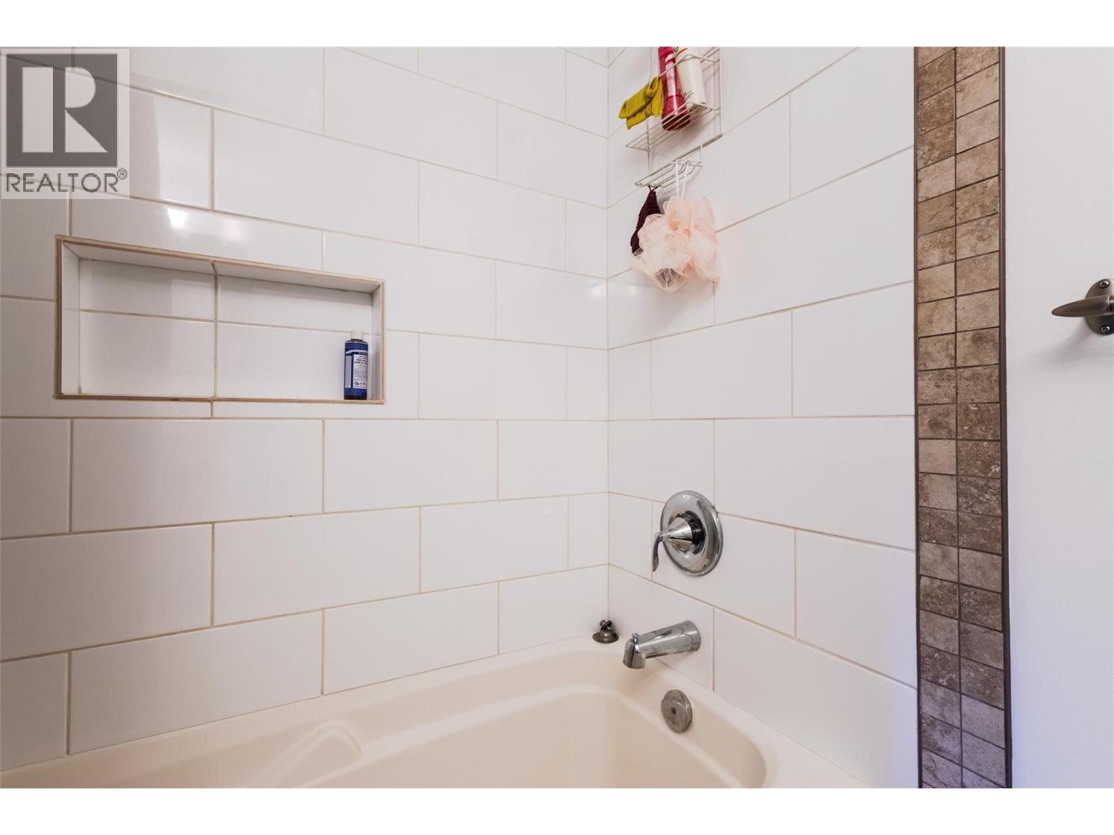 325 Whiteshield Crescent - 29