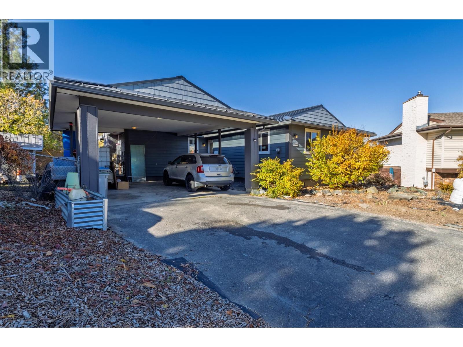 325 Whiteshield Crescent - 63