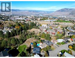 325 Whiteshield Crescent, Kamloops, BC V2E1G3 Photo 67