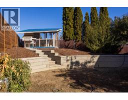 325 Whiteshield Crescent, Kamloops, BC V2E1G3 Photo 57