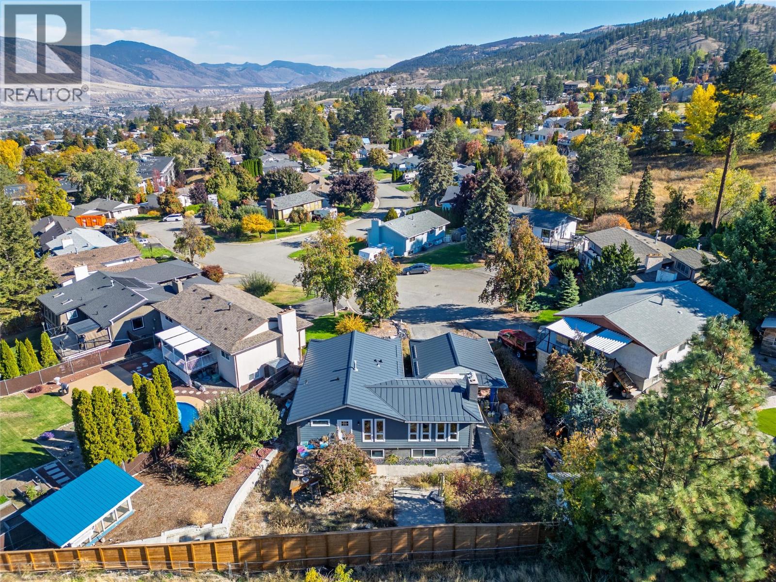 325 Whiteshield Crescent - 47