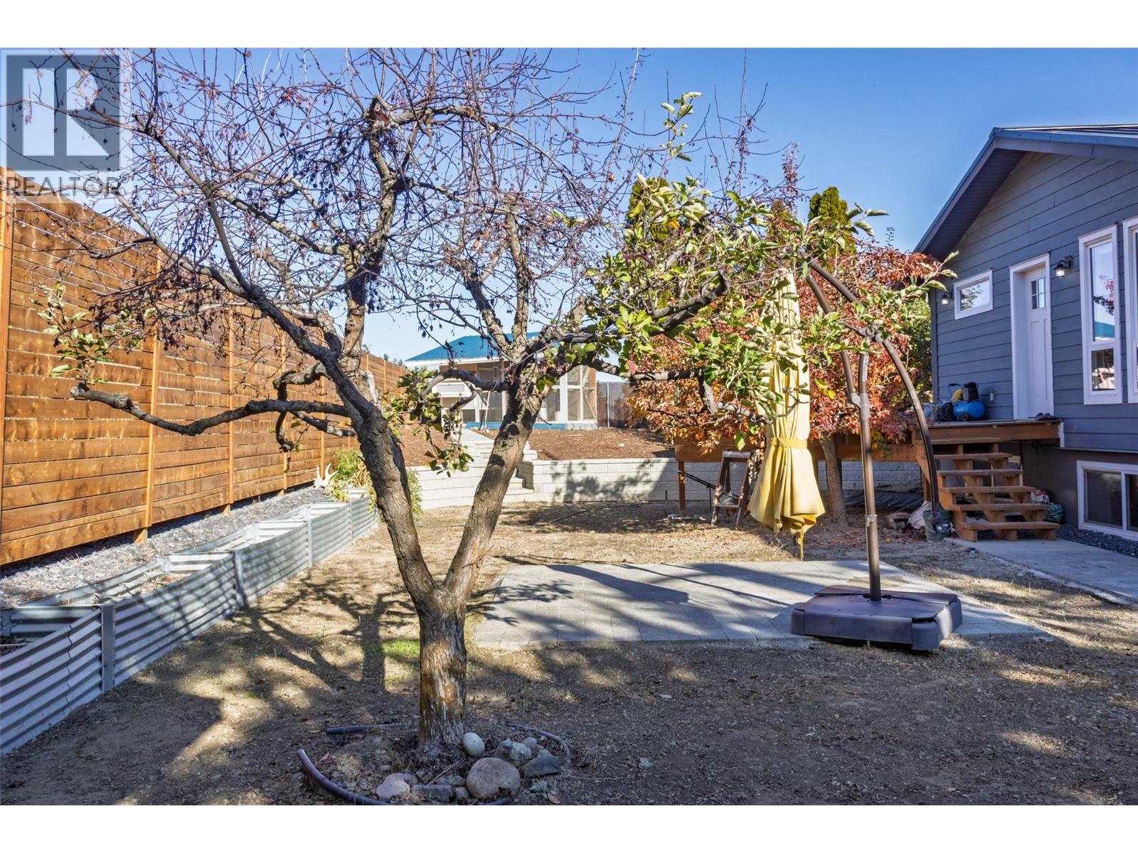 325 Whiteshield Crescent - 52