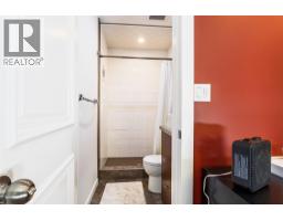 325 Whiteshield Crescent, Kamloops, BC V2E1G3 Photo 35