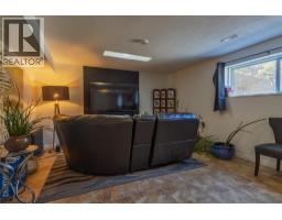 325 Whiteshield Crescent, Kamloops, BC V2E1G3 Photo 39