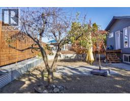 325 Whiteshield Crescent, Kamloops, BC V2E1G3 Photo 52