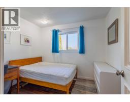 325 Whiteshield Crescent, Kamloops, BC V2E1G3 Photo 32
