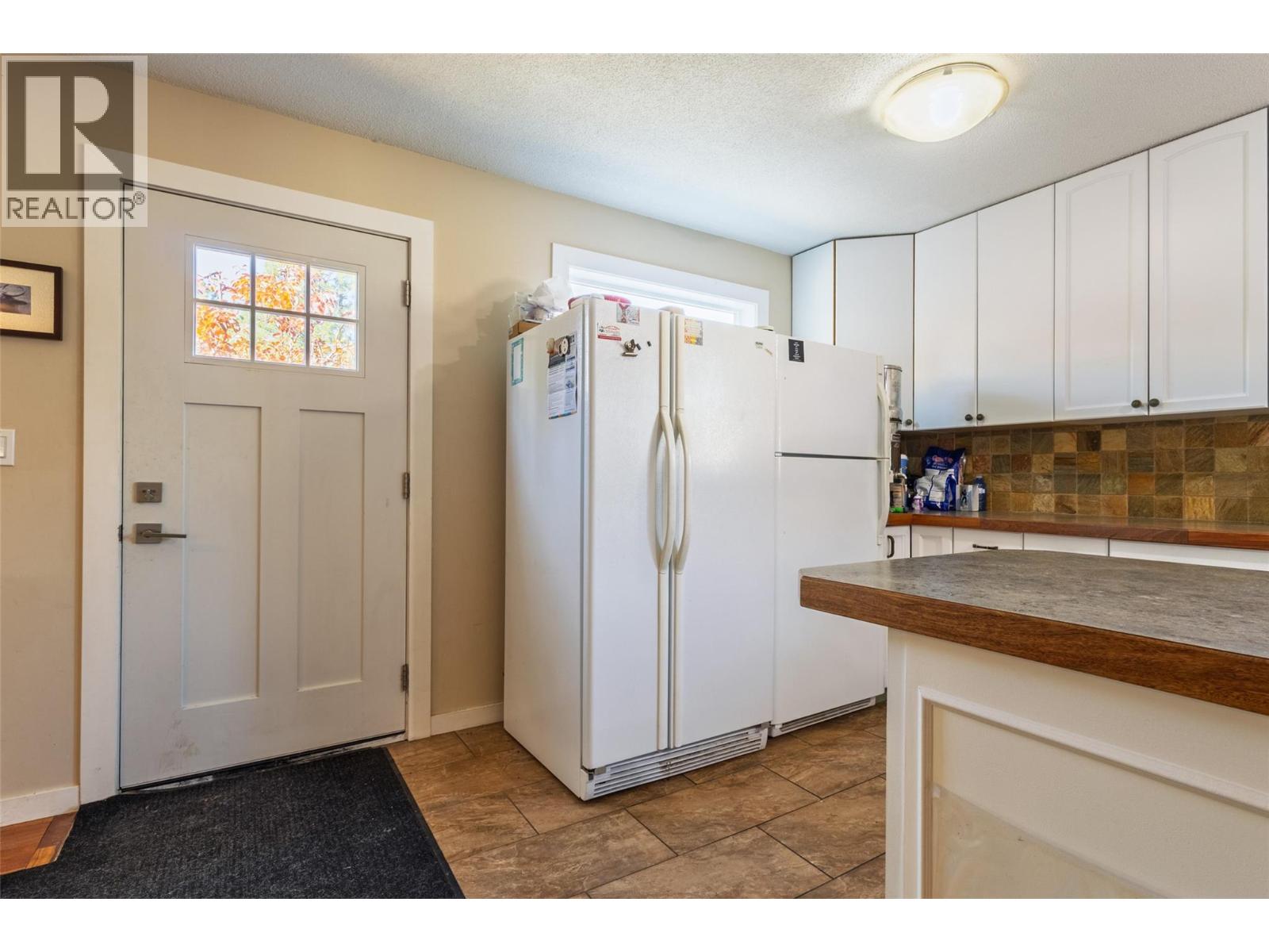 325 Whiteshield Crescent - 22