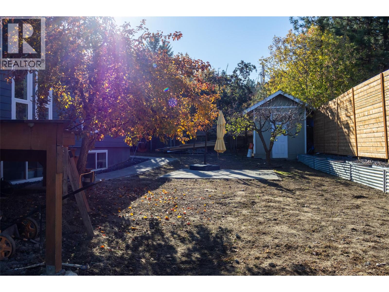 325 Whiteshield Crescent - 55