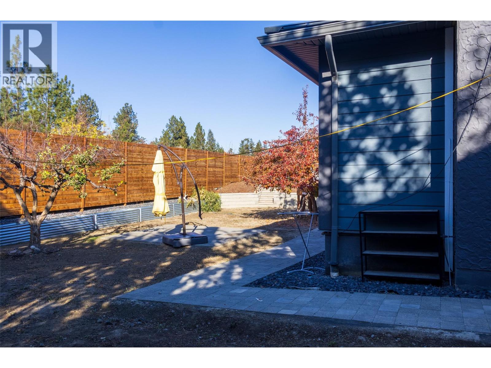 325 Whiteshield Crescent - 48