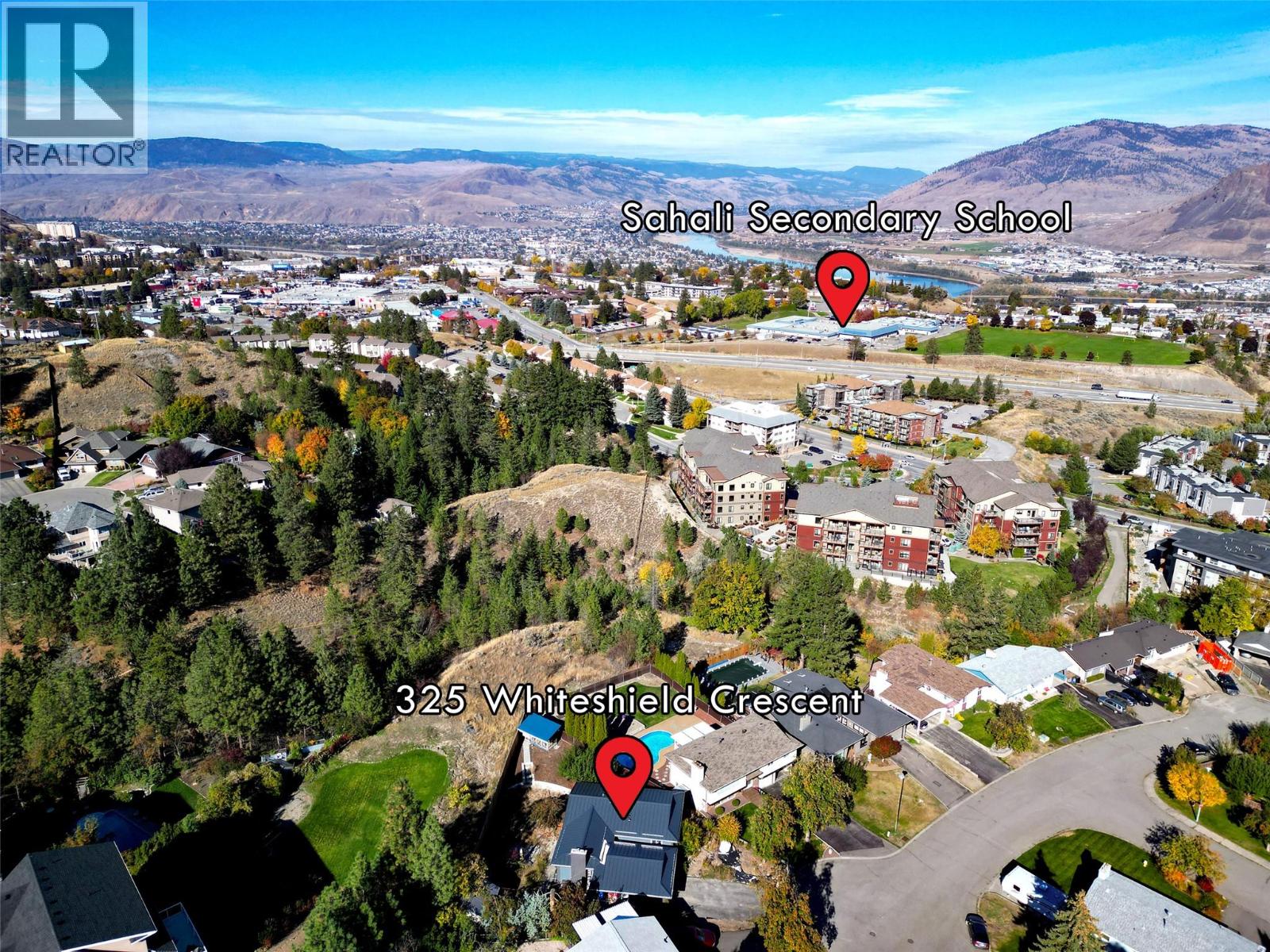 325 Whiteshield Crescent - 68