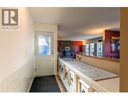 Recreation room - 325 Whiteshield Crescent, Kamloops, BC V2E1G3 Photo 6