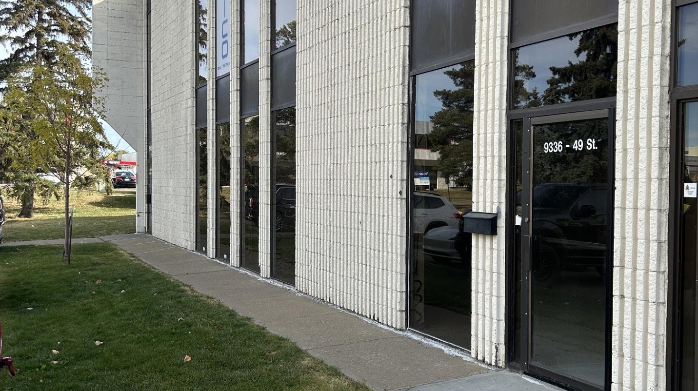 9334/36, 9334 - 49 Street, Edmonton