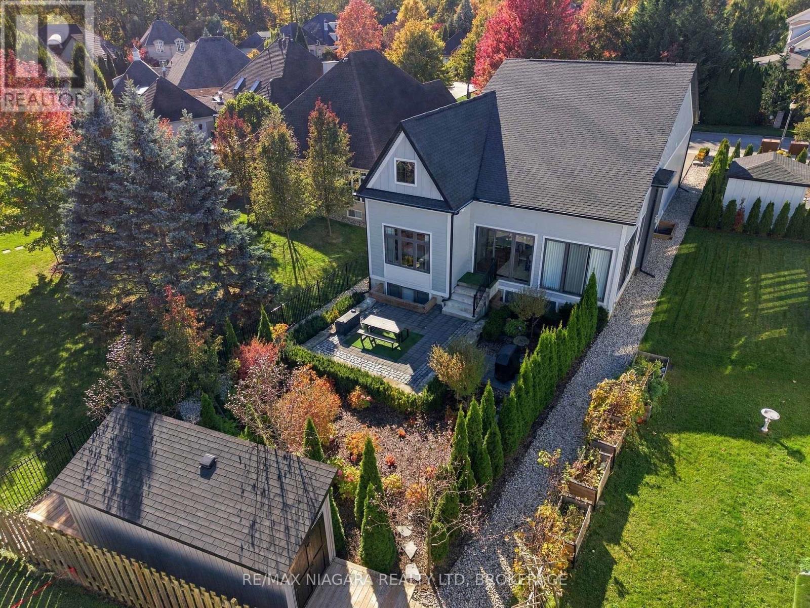1A BAYBERRY LANE, Niagara-on-the-Lake (Town) — photo 2