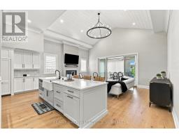 Family room - 1a Bayberry Lane, Niagara On The Lake, ON L0S1J0 Photo 9