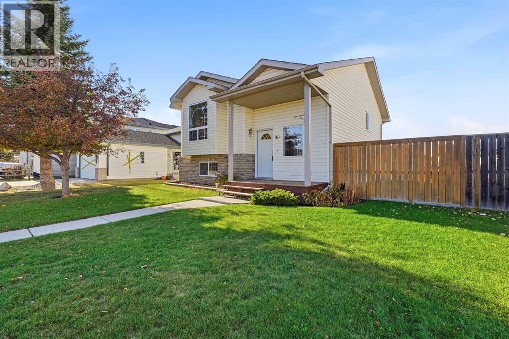 90 Drummond Avenue, Red Deer