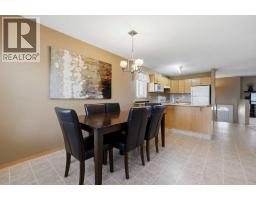 4pc Bathroom - 90 Drummond Avenue, Red Deer, AB T4R3A5 Photo 6