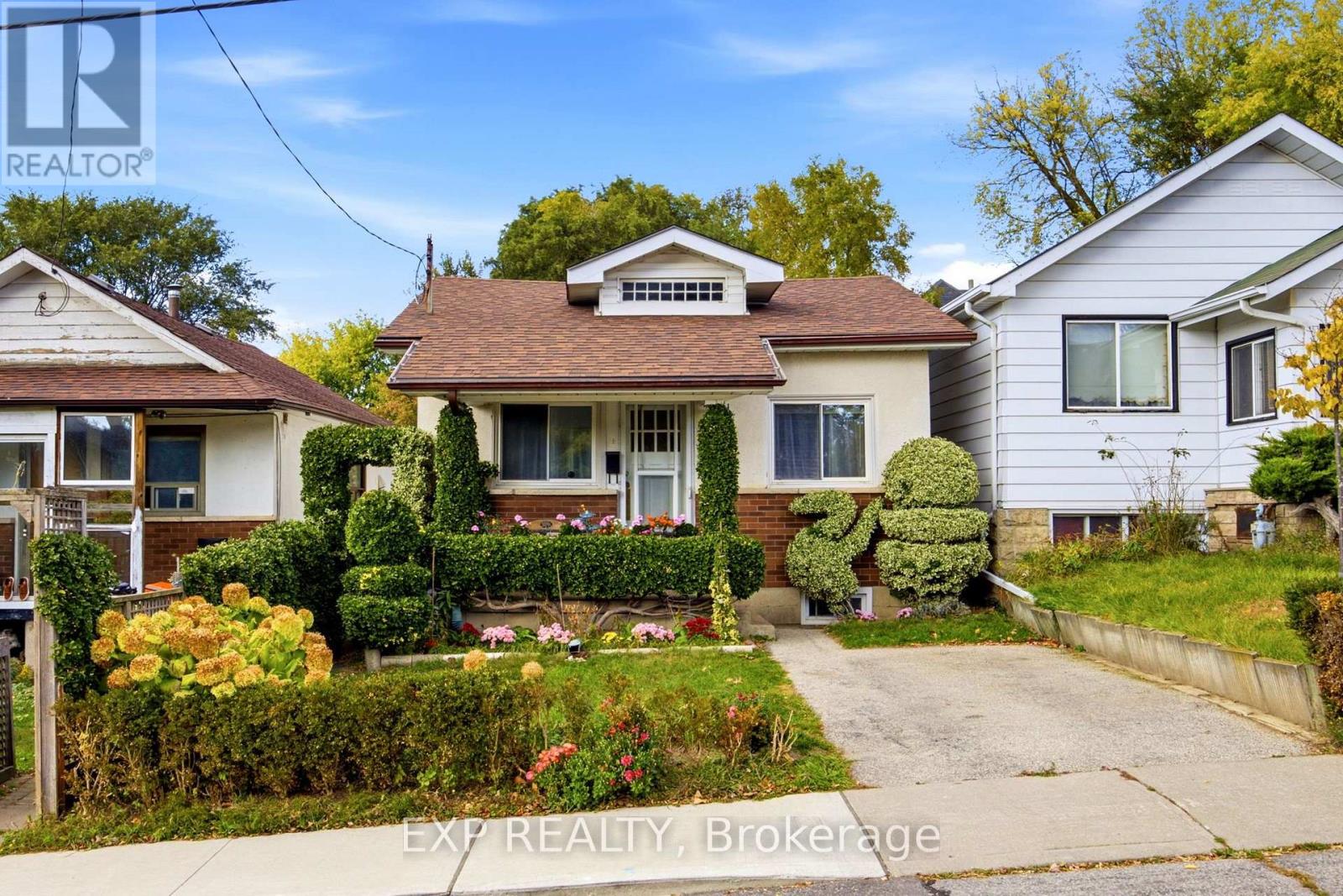 72 NEWPORT AVENUE, Toronto (Oakridge)
