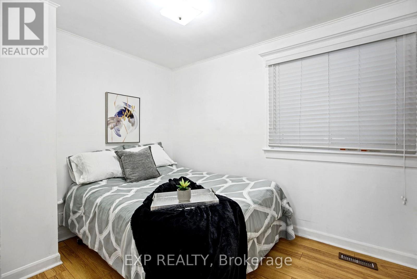 72 Newport Avenue, Toronto, ON photo 19