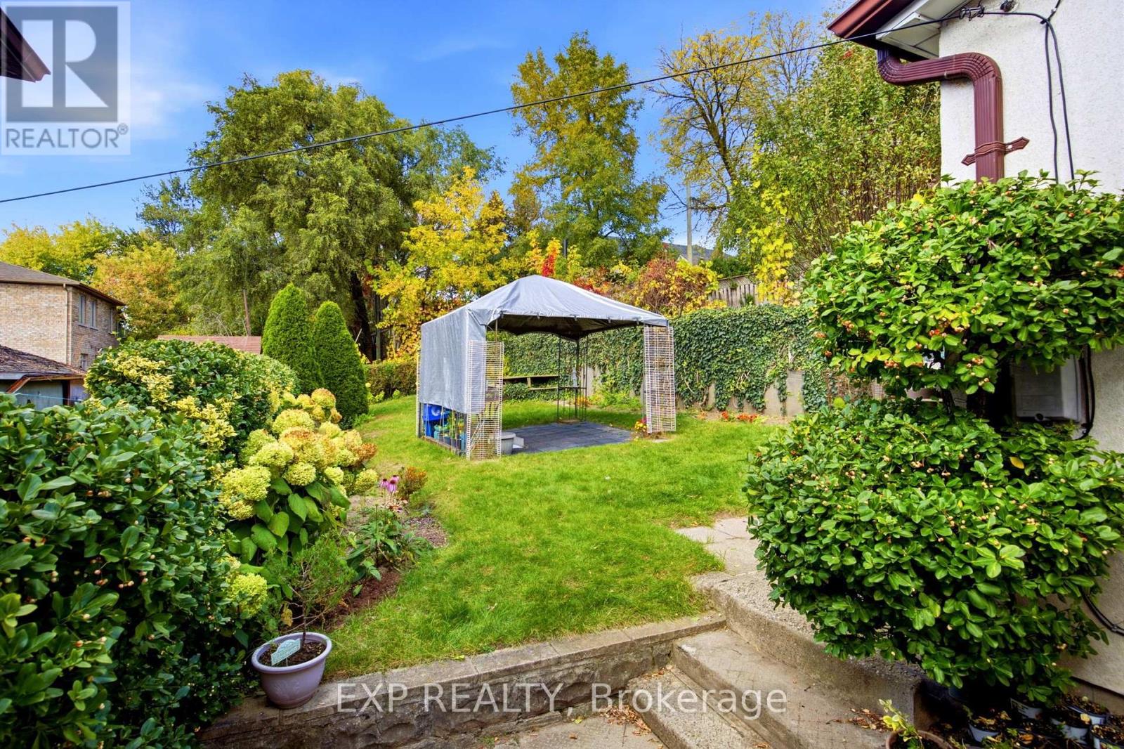 72 Newport Avenue, Toronto, ON photo 29