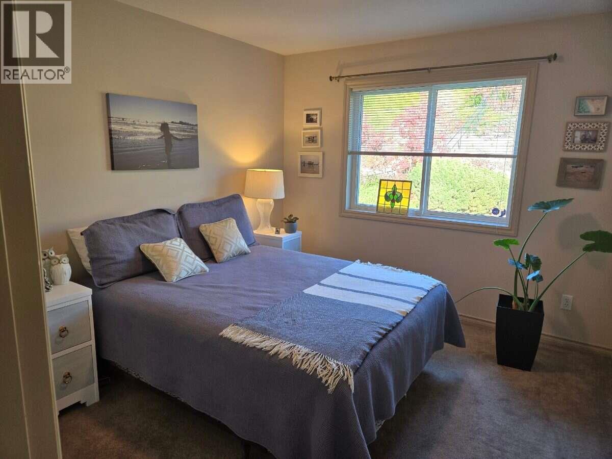  997 Skeena Drive North, Kelowna