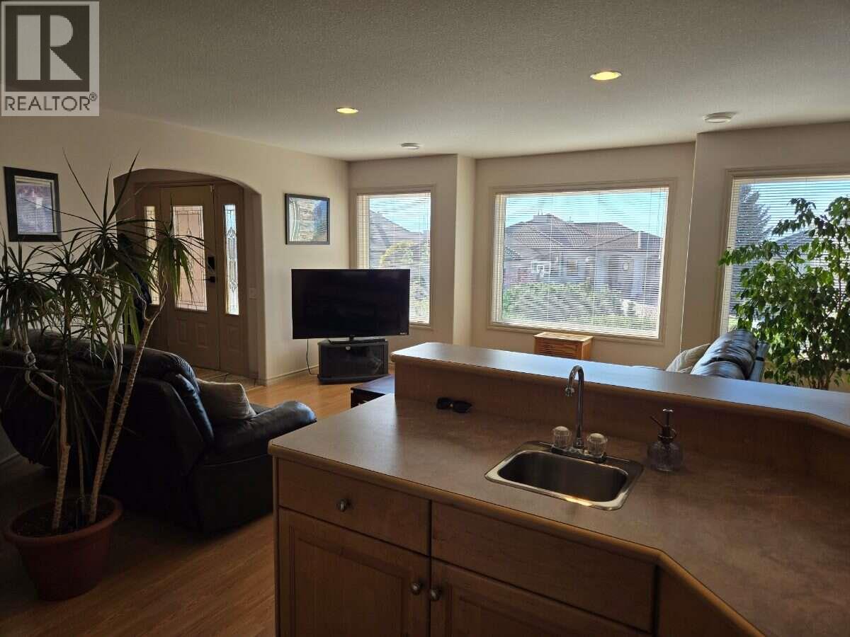  997 Skeena Drive North, Kelowna