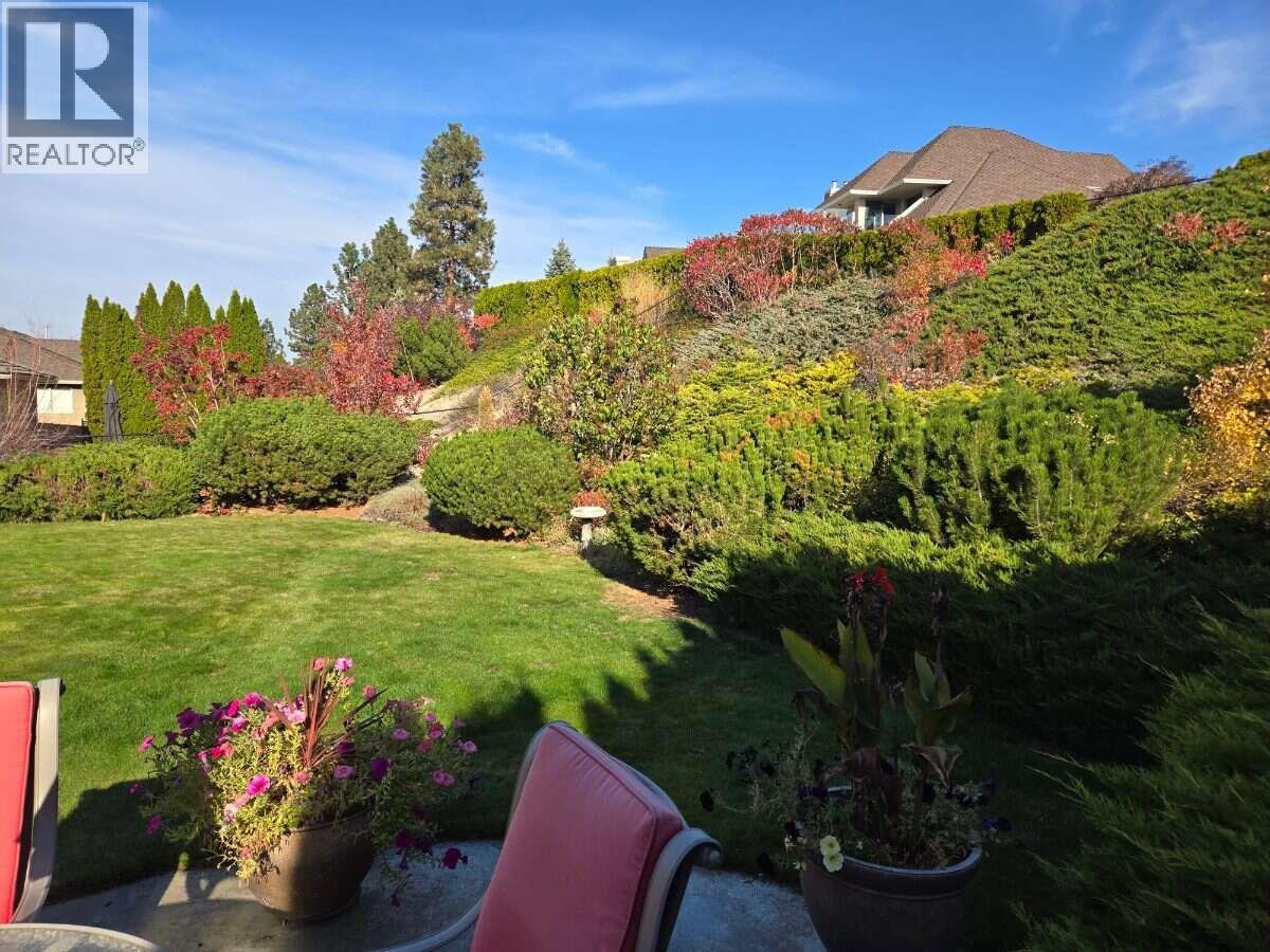  997 Skeena Drive North, Kelowna
