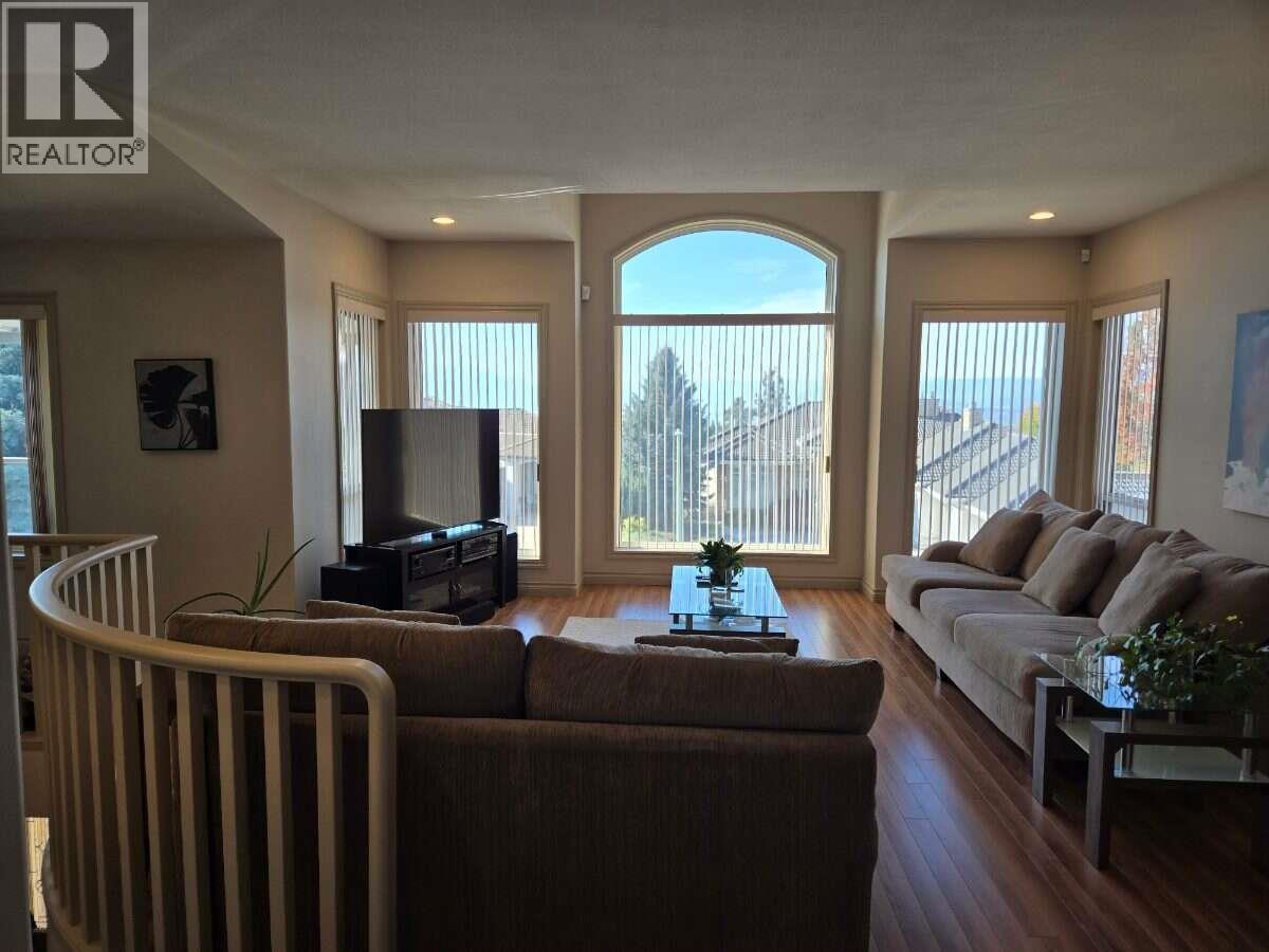  997 Skeena Drive North, Kelowna