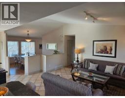 5pc Bathroom - 997 Skeena Drive N, Kelowna, BC V1V2K7 Photo 13