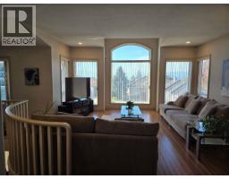 Living room - 997 Skeena Drive N, Kelowna, BC V1V2K7 Photo 6